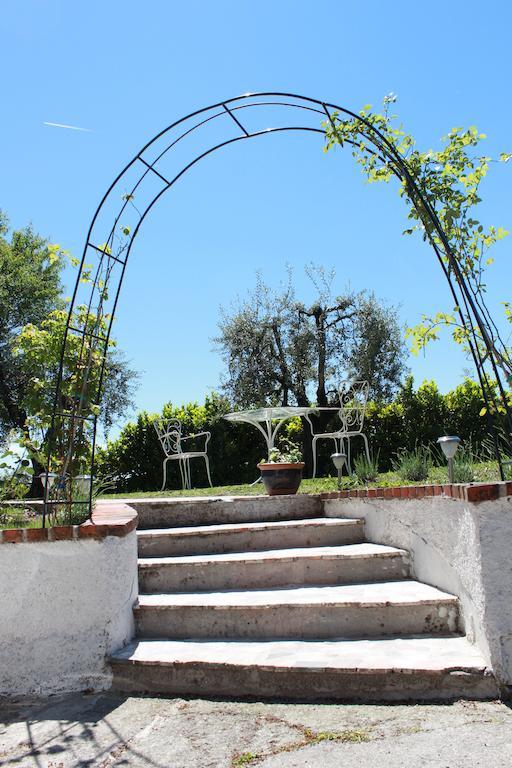 Dal Generale Hotel Moniga del Garda Luaran gambar